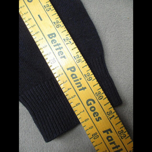 LL Bean 100% Lambs Wool Sweater Large Mens  V Neck Rib Knit Collar Lot of 2 - Picture 4 of 6